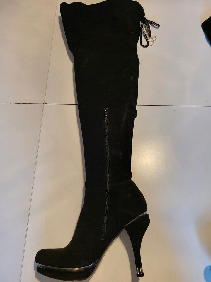 SPORTMAX♡OVERKNEE STIEFEL♡ECHTLEDER♡SCHWARZ♡Gr.37♡NP 150,-♡SEXY♡♡ in Weil am Rhein