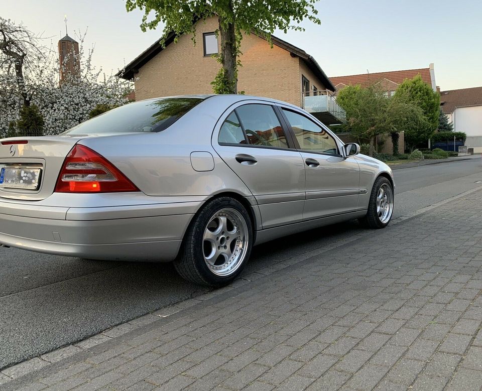 H&R 30(60)mm Mercedes W208 R129 W126 Distanzscheiben Spurplatten in Paderborn