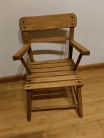 Vintage Retro Kinderstuhl mit Lehnen aus Holz. Niedersachsen - Sickte Vorschau