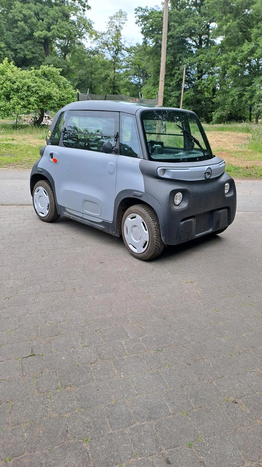 Abbildung des Autos Opel rocks e 45kmh