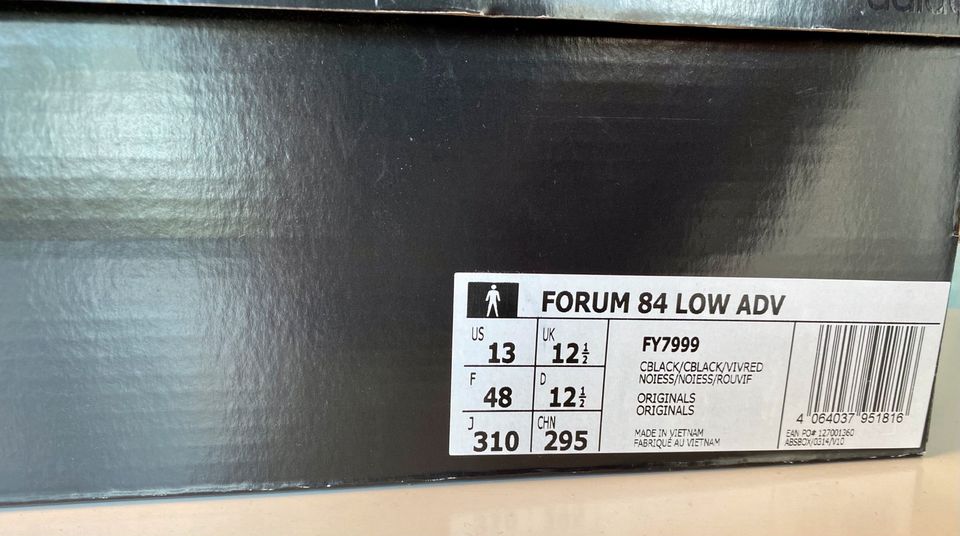 Adidas Forum 84 Low ADV Gr: 48 US: 13 black schwarz in Halle