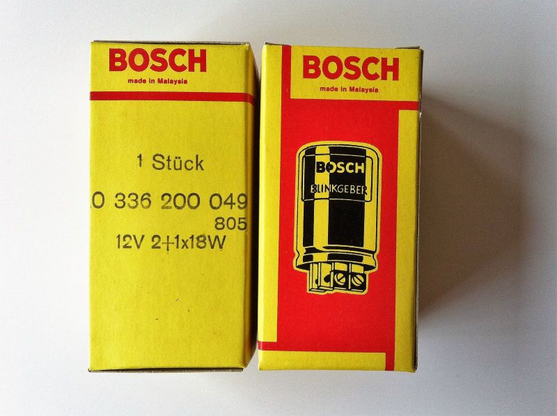 Bosch Blinkgeber Relais 12v 2+1x18W Lanz Deutz Porsche IHC Case in