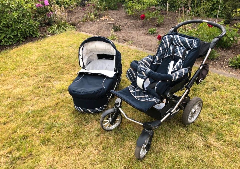 Kinderwagen mit Babyschale und Buggy von Emmaljunga in Lehrte