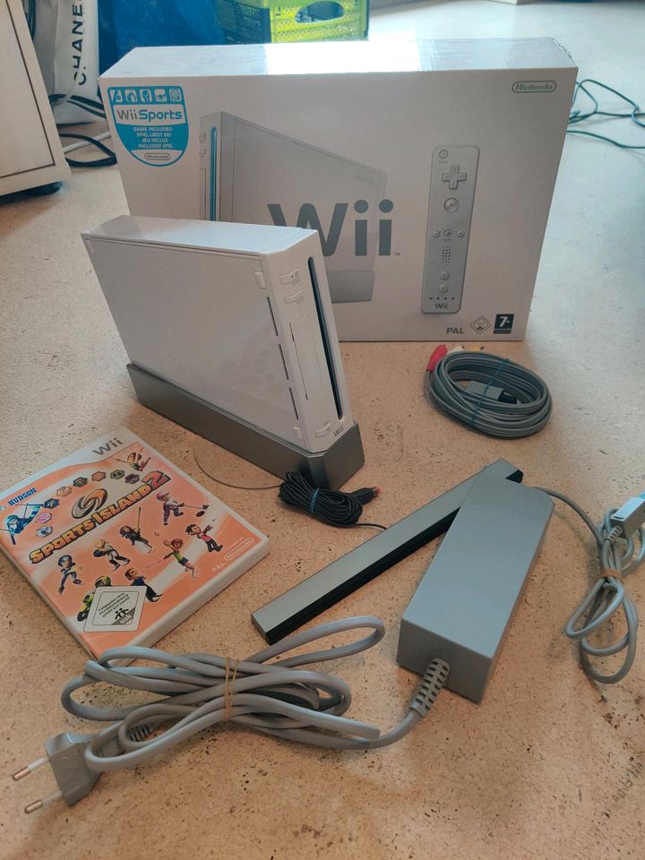 Nintendo Wii Konsole RVL-001 in OVP ohne Controller in Geisa