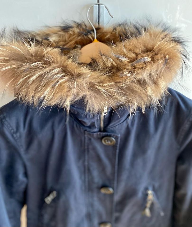 Blonde No 8 Parka in Heilbronn