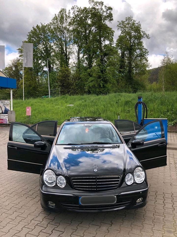 Mercedes Benz C200 in Schönau