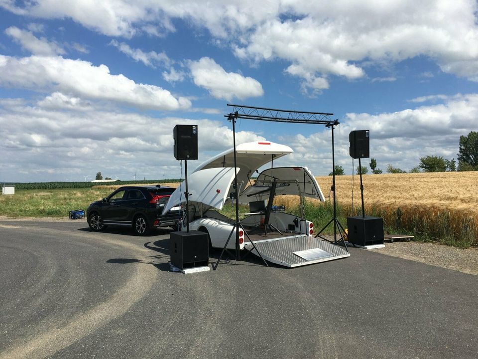 Show Truck / Bühne - mit Alleinunterhalter und DJ Keyboarder Karl in Alsdorf