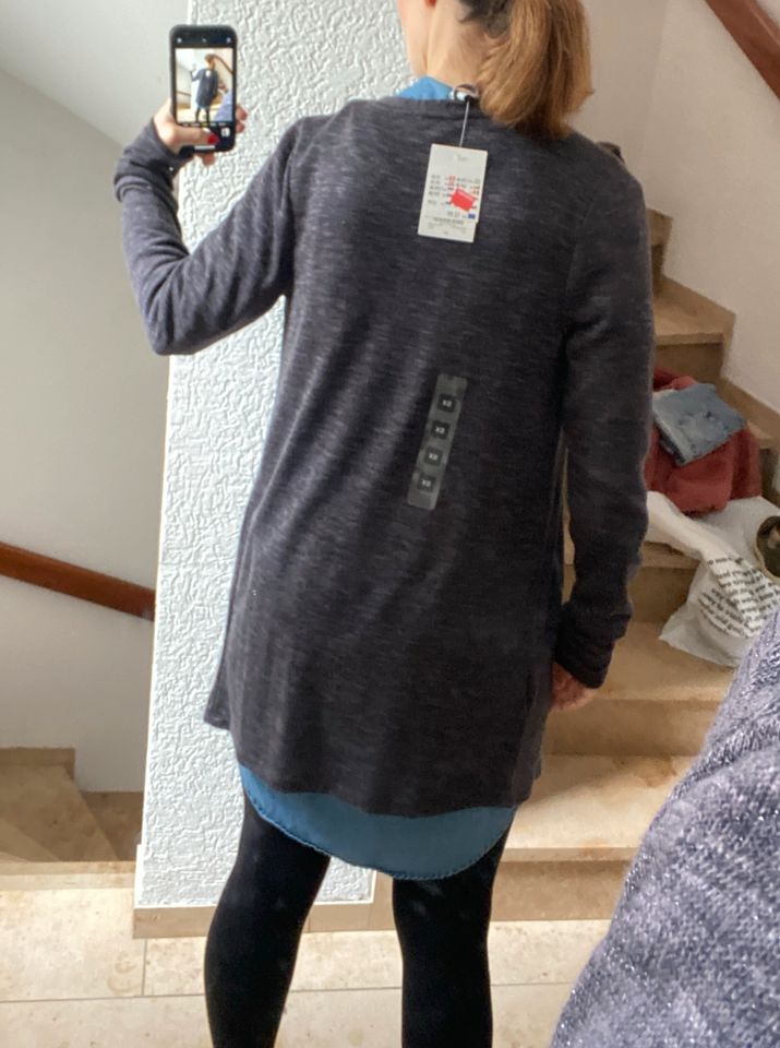 Neu mit Etikett! Lange, dünne Sommer Strickjacke Gr. XS Cardigan in Gevelsberg