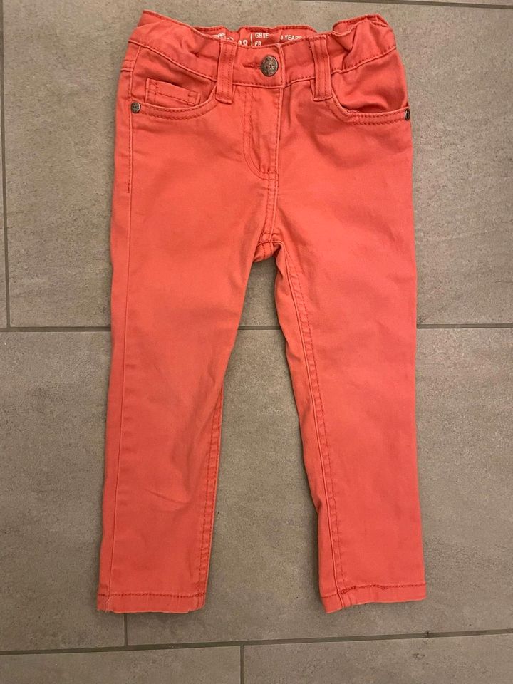 Lupilu Jeans apricot lachsfarben korallenrot Gr. 98 in Weingarten