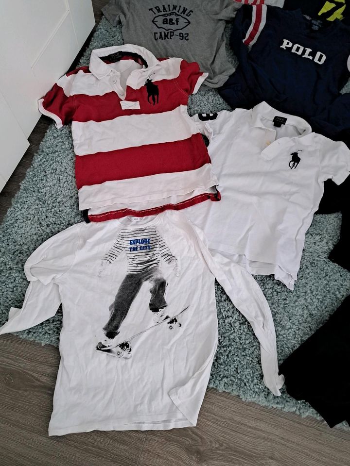 Kleidungspaket Gr.134/140 Junge Adidas Ralph Lauren H&M Joggingho in Düsseldorf