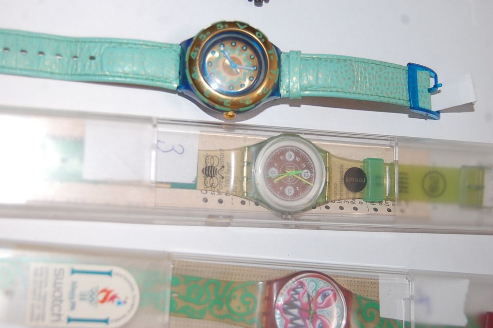 17 Stk. Vintage Swatch Uhren Konvolut 1987 - 1996 80er 90er Jahre in Wiesbaden