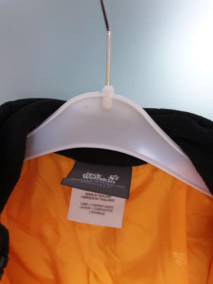 Jack Wolfskin, Kinder Steppjacke, Gr. 128, top in Velbert