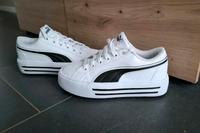 Orig. Puma Karmen Platform Plateau Sneaker, Gr. 37, WIE NEU!!! Sachsen - Zwickau Vorschau