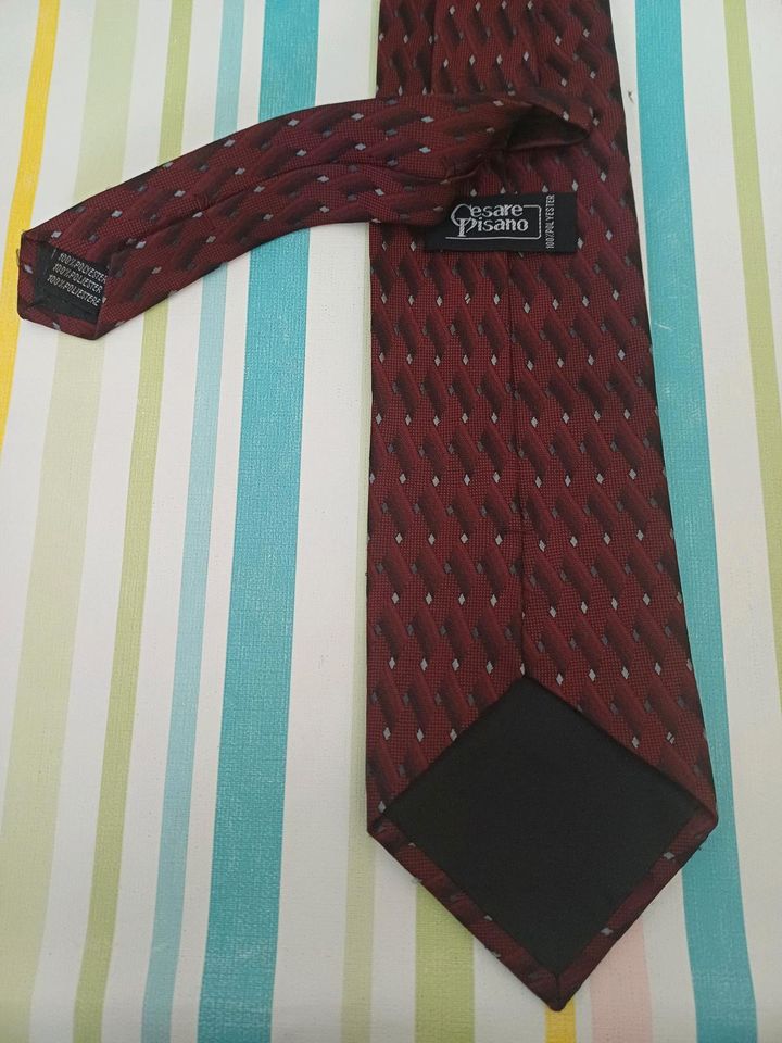 Krawatte Schlips Herren Polyester rot gemustert in Bornheim