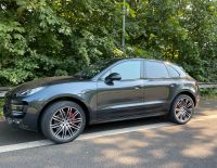 Porsche Macan Turbo mit Garantie 8/2024 Inspektion neu Düsseldorf - Oberkassel Vorschau