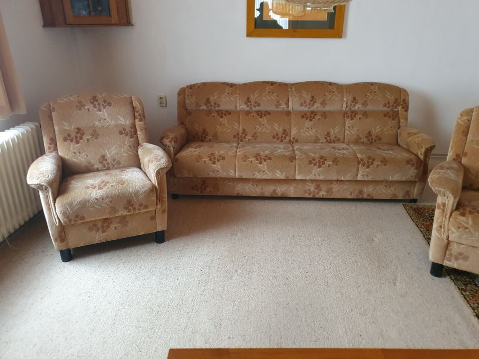Couchgarnitur, Sofa mit zwei Sesseln in Osteel