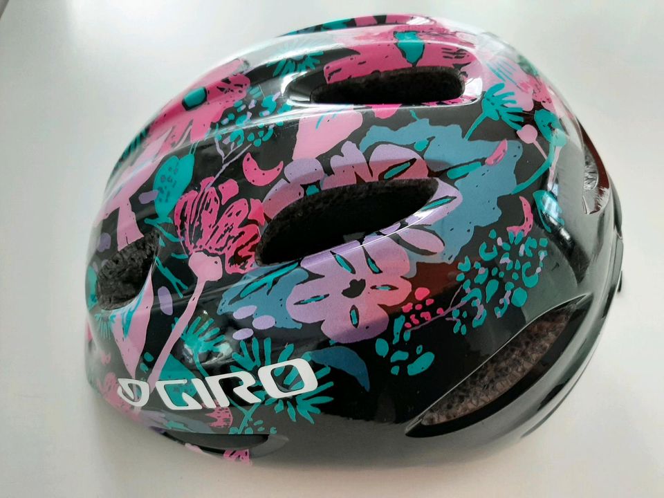 Fahrradhelm von Giro, 49 - 53 cm, unfallfrei in Neu-Anspach