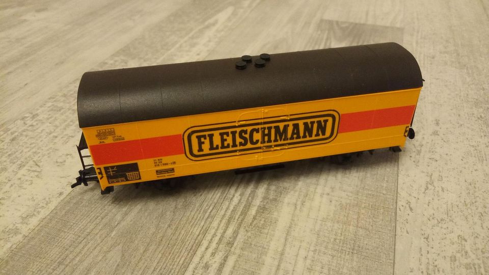 FLEISCHMANN Kühlwagen 6394 Spur H0 in Mohlsdorf