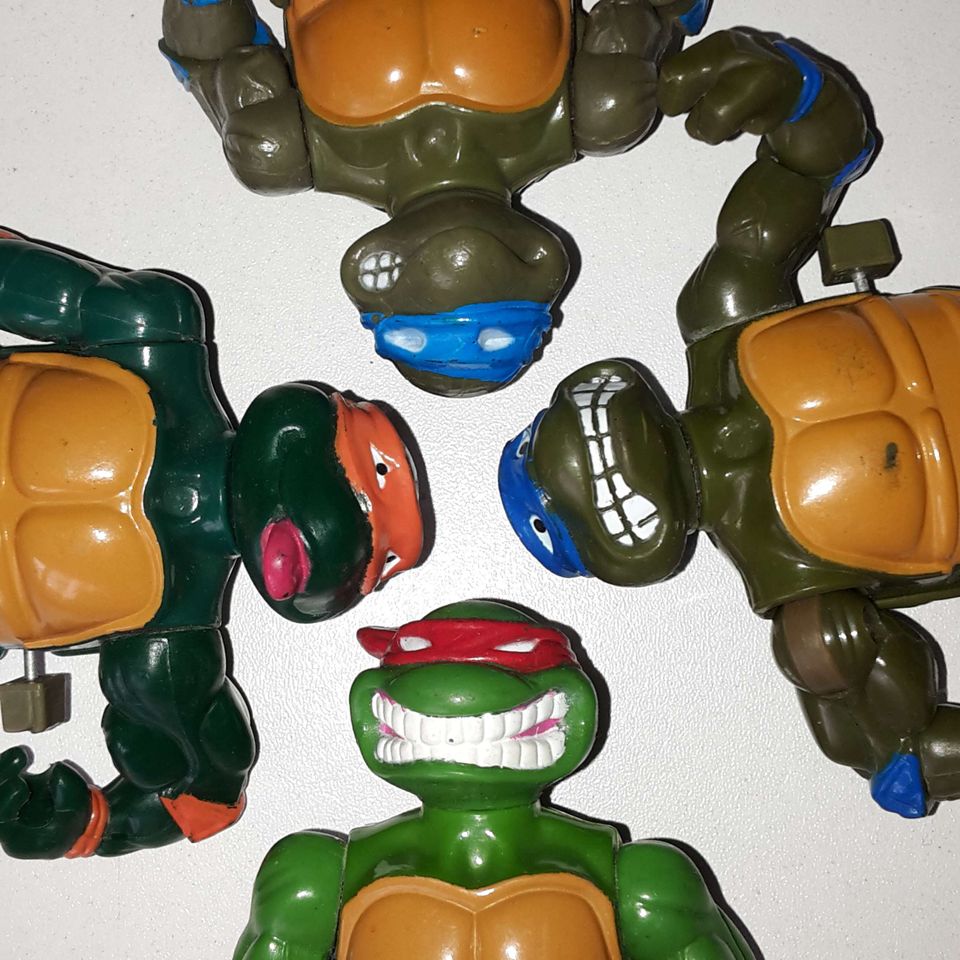 Teenage Mutant Ninja Turtles Action Figuren - Playmates 1989 - 90 in St. Ingbert