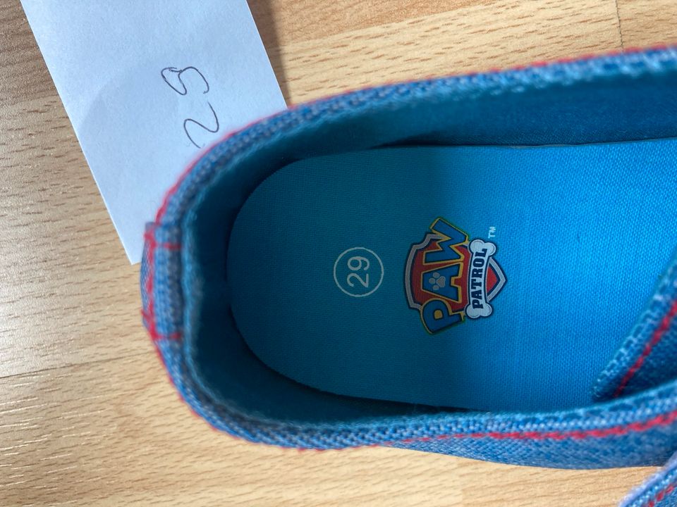 NEU Hausschuhe Paw Patrol Gr. 29 Chase Jeans in Trier