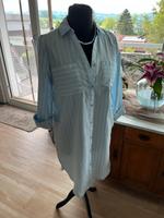 Tolle lange Bluse (Neu) von Vero Moda hellblau-weiß Gr. 38/40 Bayern - Durach Vorschau