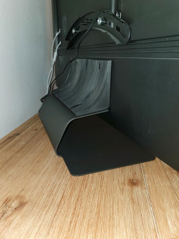 SAMSUNG TV Standfuß in Maintal