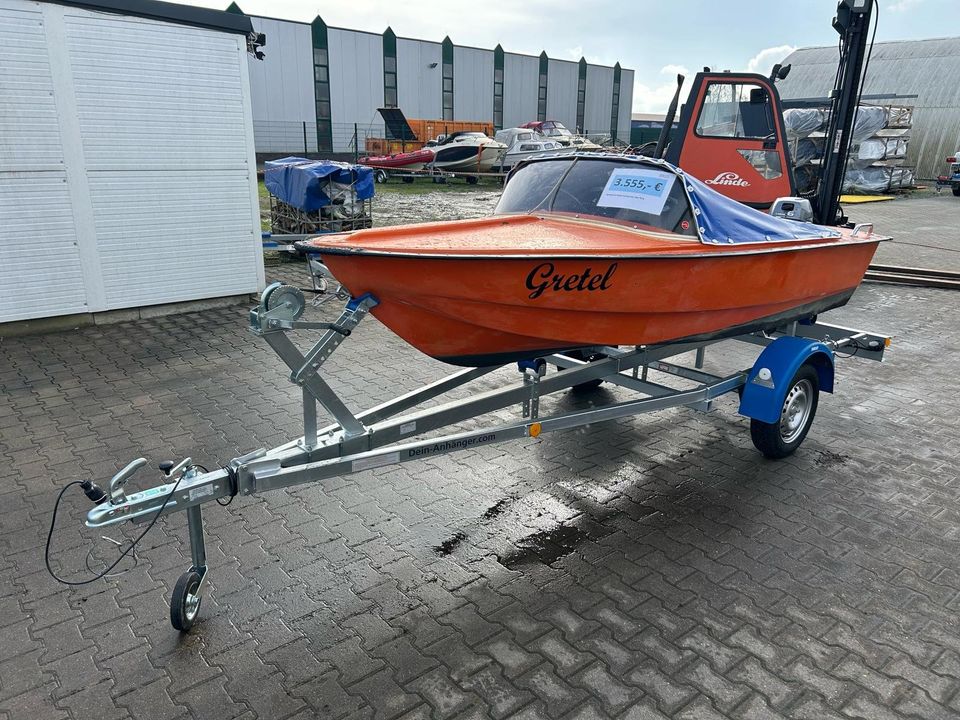 gebr. Sportboot mit Yamaha 6 PS in Ihlow