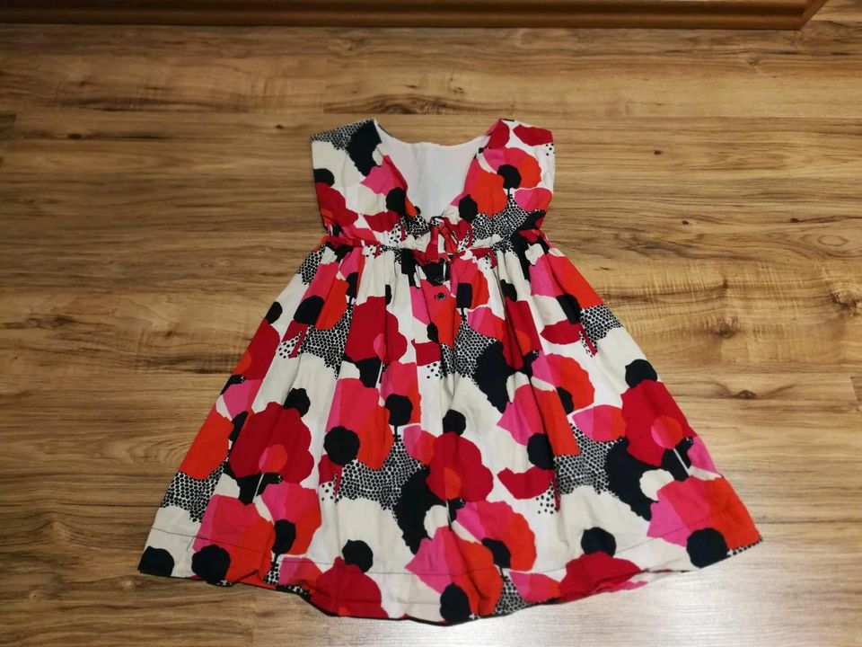 Baby GAP Mädchen Kleid Größe 110 /116 neuwertig in Olching