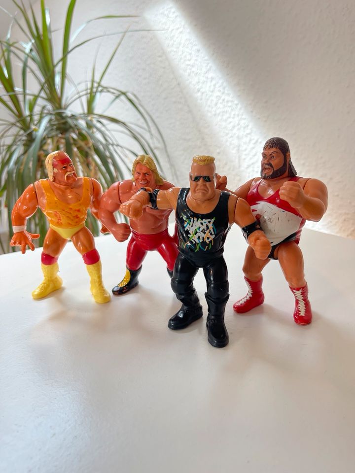 WWF/WWE Wrestling Figuren Habsro *RAR* in Kamen