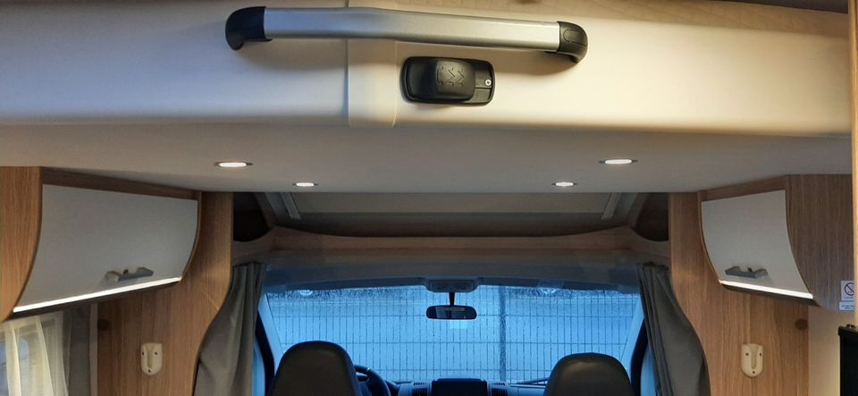 Wohnmobil Teilintegriert, Sunlight T68 mit Standklima, Solar, TV in Wadersloh