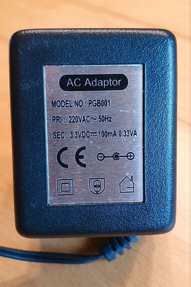 AC Adaptor PGB001 3,3V 100mA 0,33W Adapter Netzteil in Hof (Saale)