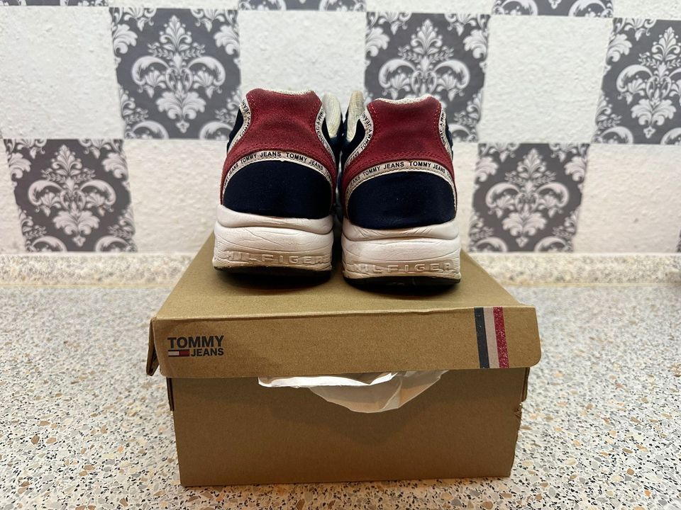 Tommy Hilfiger Schuhe Herren in Bremerhaven