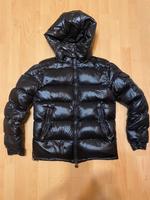 Moncler Daunenjacke Größe M – Top Zustand Nordrhein-Westfalen - Leverkusen Vorschau