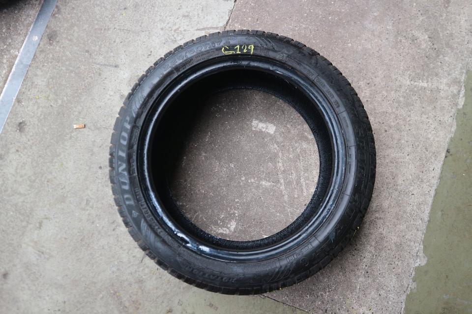 2 Winterreifen 225 50 17 94H Dunlop gebrauchte G129 in Walluf