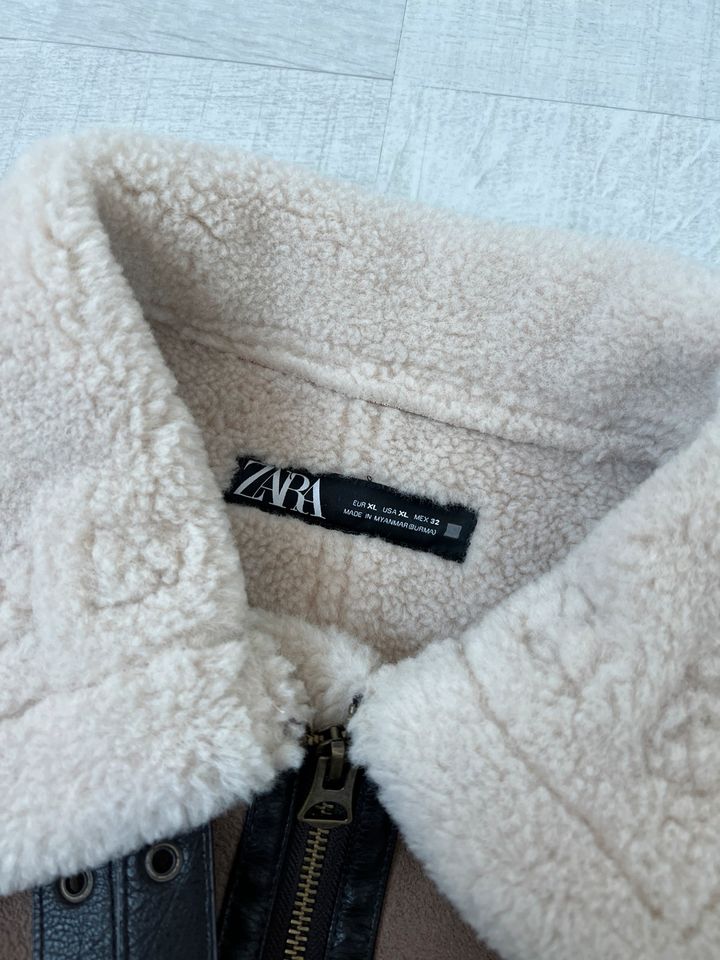 Zara Velour Wildleder Jacke mit Teddyfell Größe XL braun in Altena