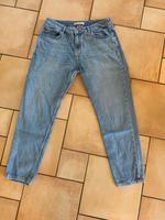 Zara Jeans Gr. 44 sehr guter Zustand Nordrhein-Westfalen - Velbert Vorschau