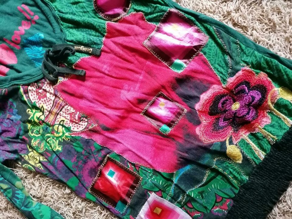 Desigual Damen Langarmshirt Blumen Gr.M Shirt Sommer in Grevenbroich