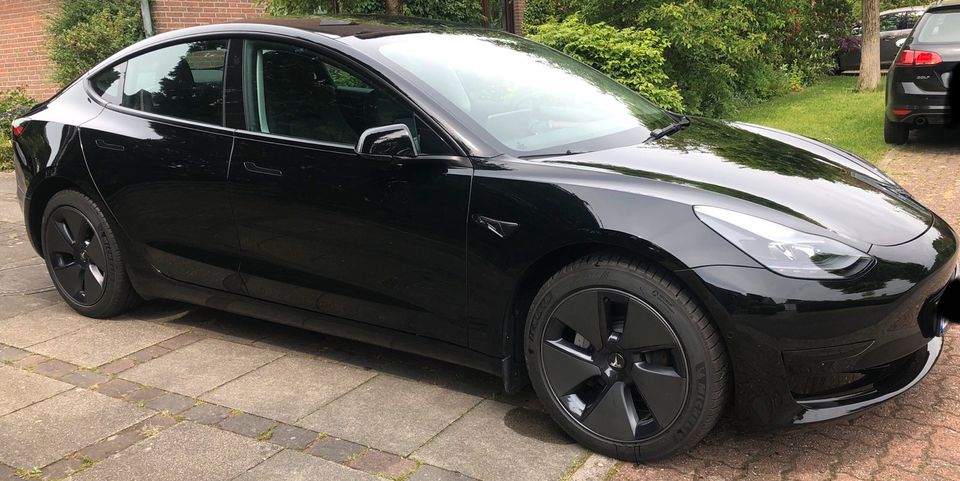 Tesla Model 3 2022 in Sottrum