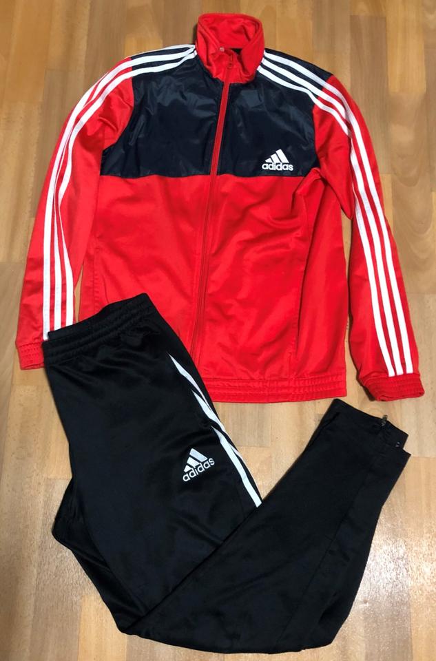 Adidas trainingsanzug schwarz rote streifen on sale