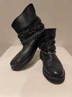 MNG: Boots aus Leder mit Ketten, Gr. 37 (etwas größer) Findorff - Findorff-Bürgerweide Vorschau