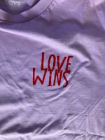 Fliederfarbenes T-Shirt, XL, „Love wins“ Niedersachsen - Oldenburg Vorschau