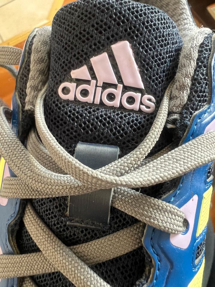 Adidas Sportschuhe Adiprene + in Kahl am Main