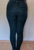 Levis Jeans 720 super skinny Blaumarine 27X30 top Zustand Saarland - Völklingen Vorschau