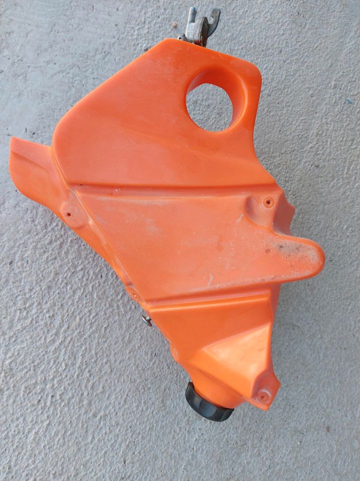 Verkaufe Tank von KTM RSF 450/ 525/ 560 in Laufen