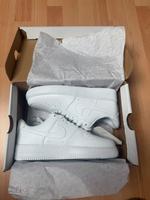 Nike Air Force 1 - weiß - Größe 42 - ungetragen Brandenburg - Brieselang Vorschau