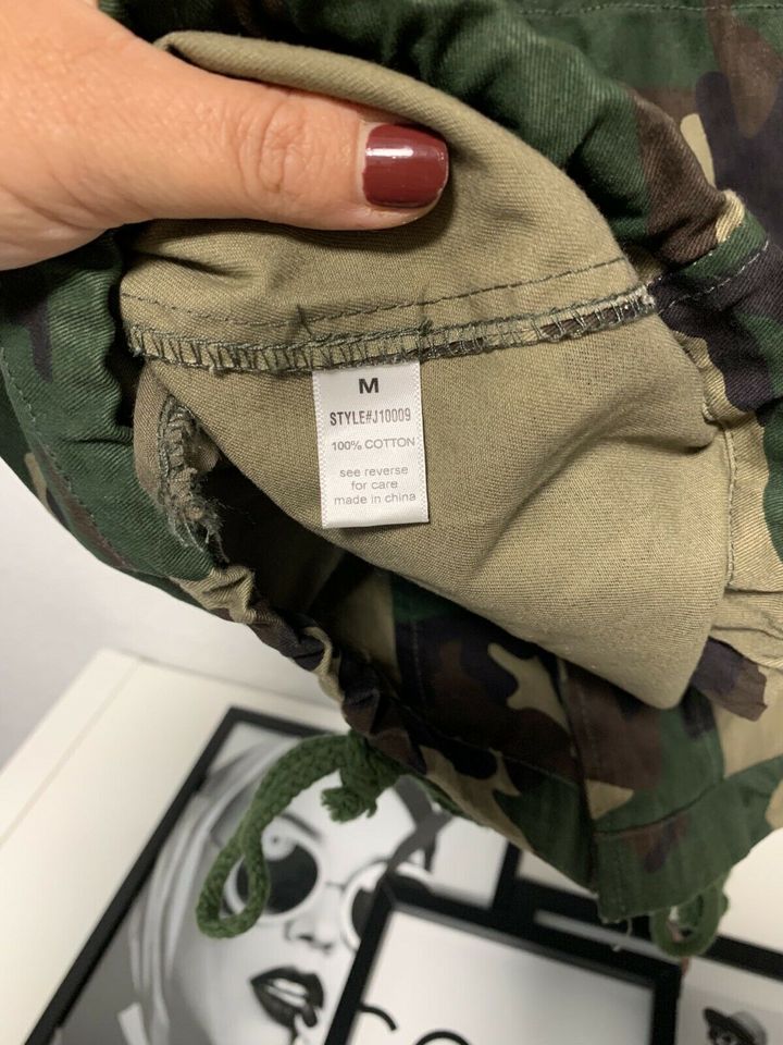 Influencers Camouflage CANVAS Parka „Active USA“ Tarnmuster Gr.M in Frankfurt am Main