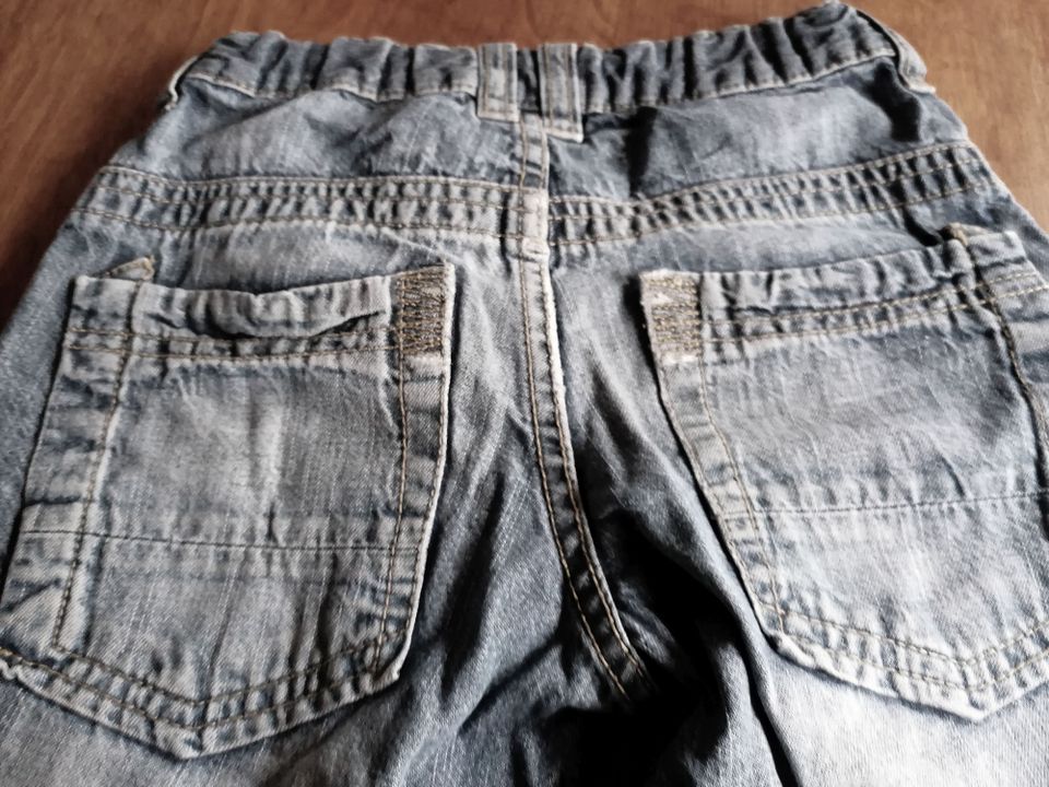 sehr schöne Jungen-Jeans  bermuda gr. 116, stone-whash in Arnstorf