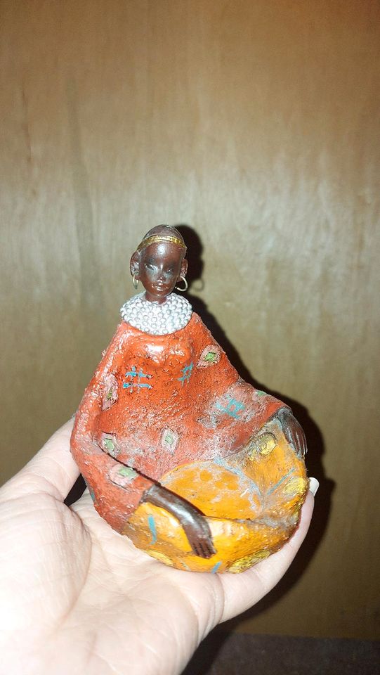 Afrikanische Figur Deko in Zwiesel