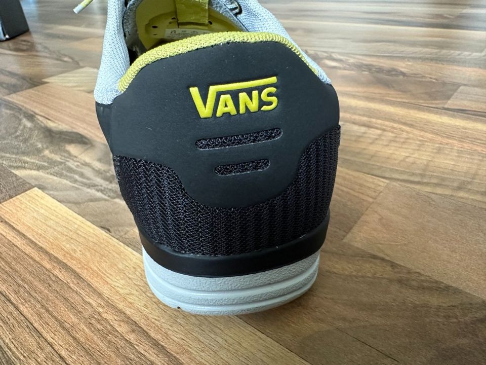 Vans LXVI Graph Schuhe Gr. 11 10 44,5 44.5 wie neu Charcoal Lime in Wiehl