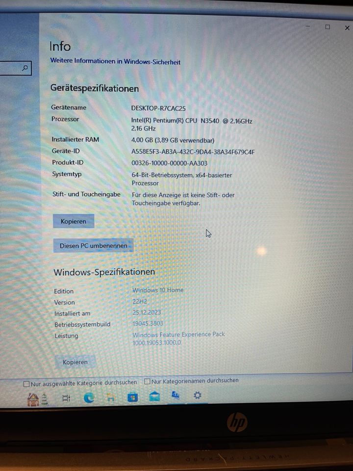 17" Laptop HP Pavillion, Pentium N3540, 4 GB Ram, 512GB SSD in München